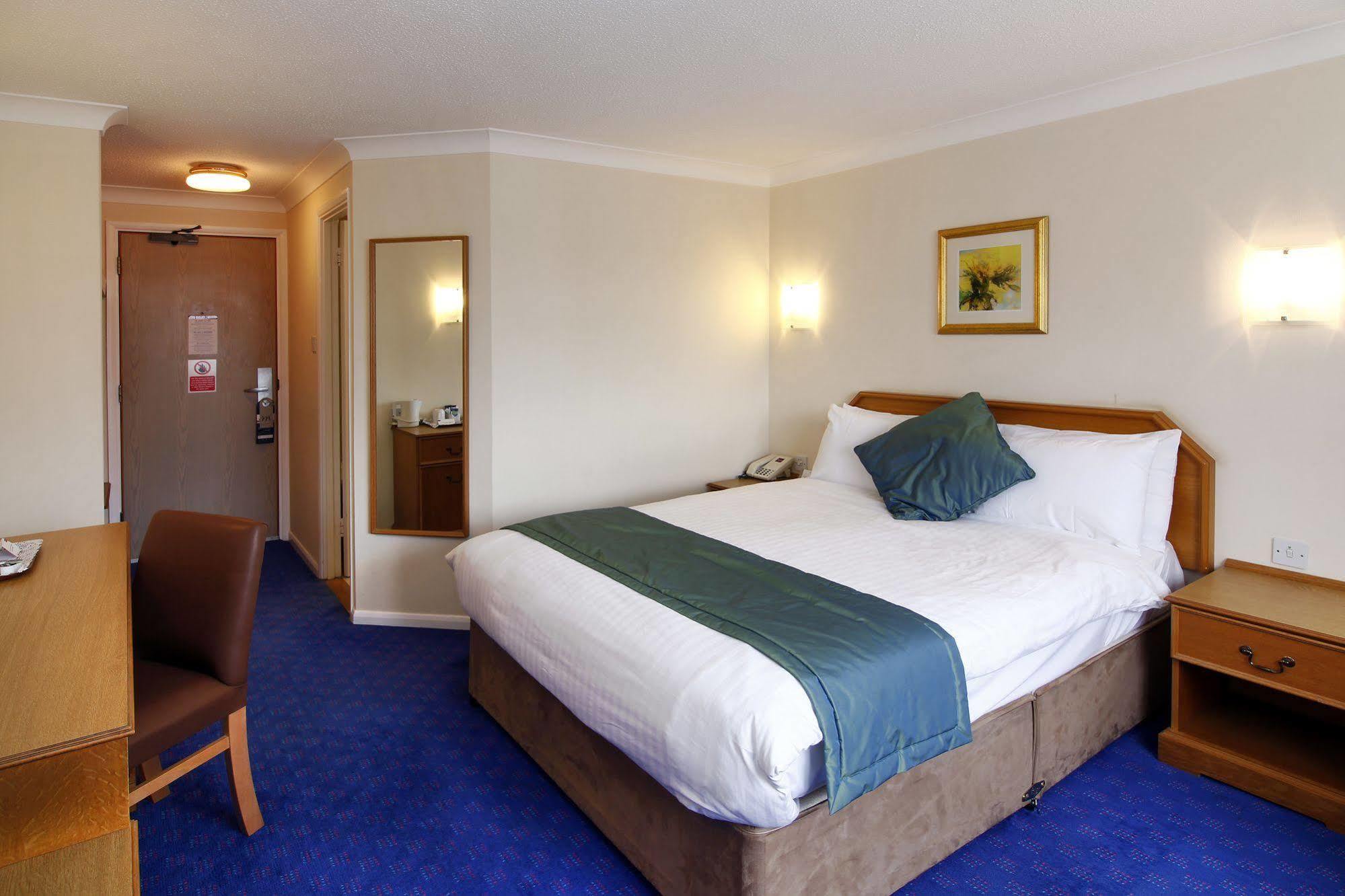 Mercure Hatfield Oak Hotel Exterior foto